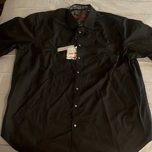 Brand new Robert Graham button down shirt. Size 1XLT